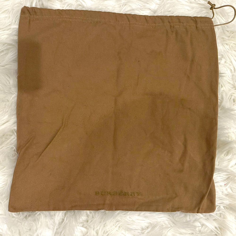 Burberry dust bag